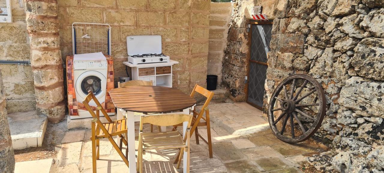 Trullo Dimora Di Pietra Gallipoli Baia Di Gallipoli Exteriör bild